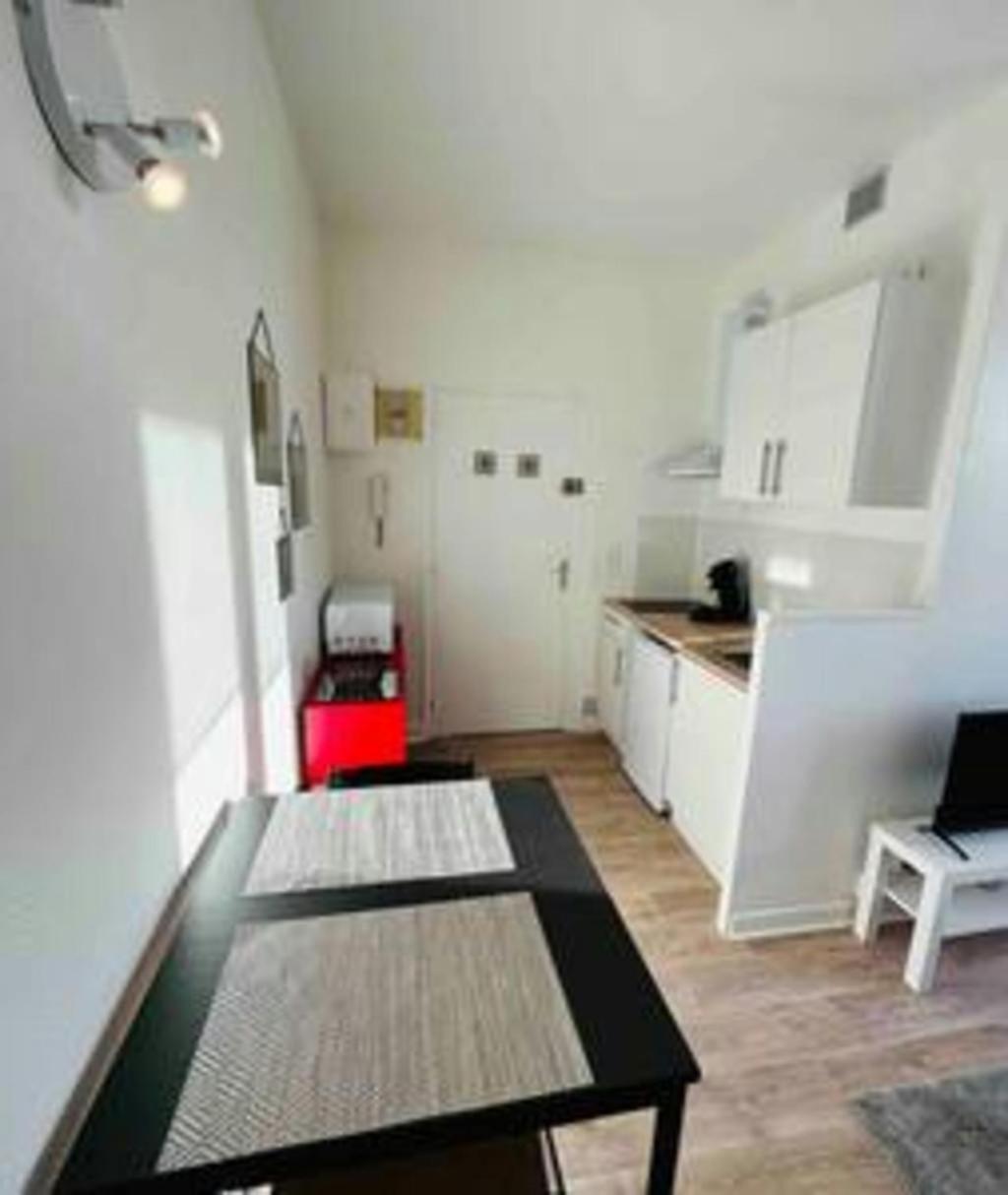 La Suite Ruinart Centre-Ville Reims Exterior photo